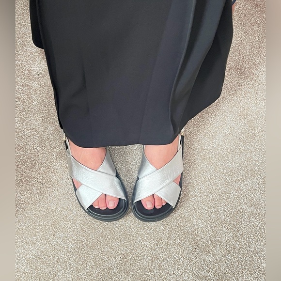 ALOHAS SANDALS 🩴 - Picture 3 of 9